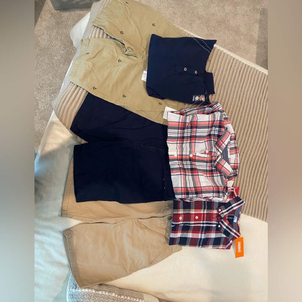 Mix and Match Gymboree Navy and Khaki shirts and shorts